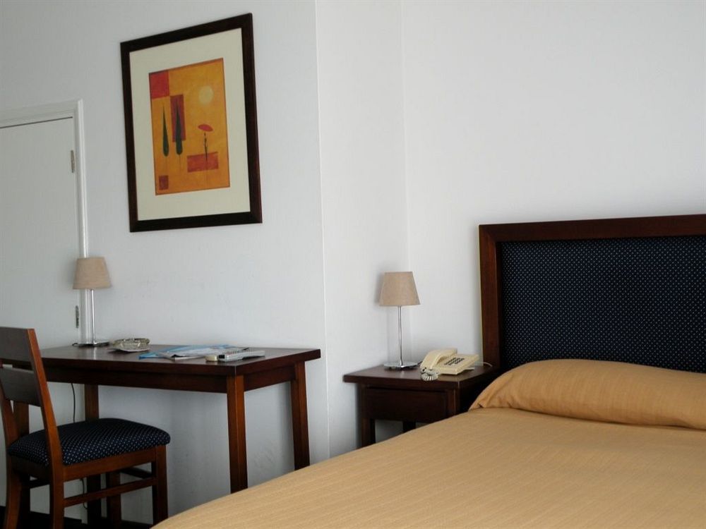 מונטווידאו Hotel Lancaster מראה חיצוני תמונה